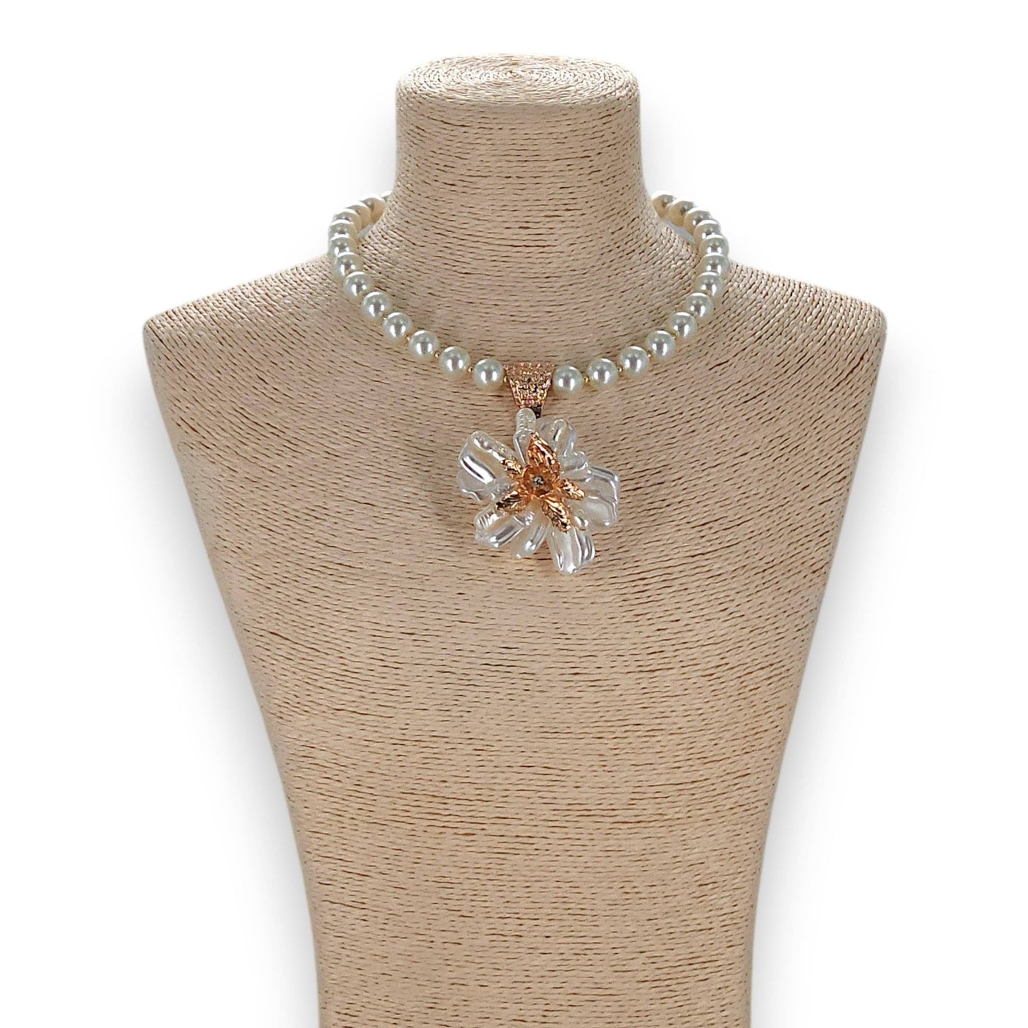 Chunky Flower Pearl Necklace - Reed House of Jewels