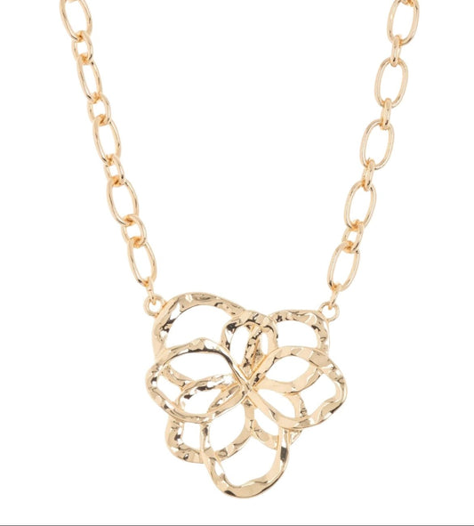 Hammered Floral Pendant Necklace - Reed House of Jewels