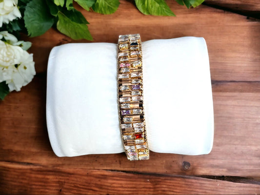 Gold Tone and Stone Stretchy Bracelet - Reed House of Jewels