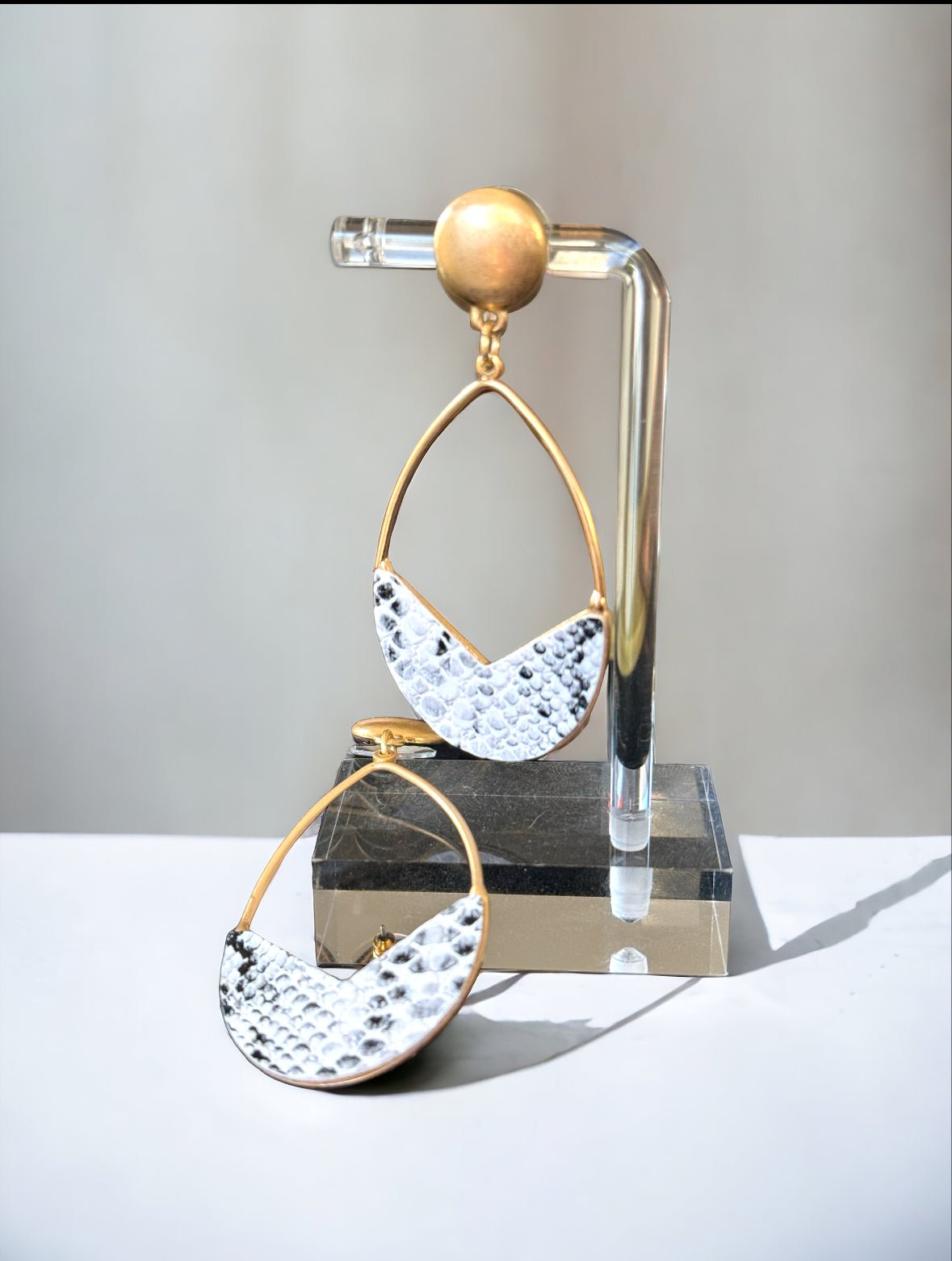 White and Black Faux Snakeskin Paddle Earrings - Reed House of Jewels