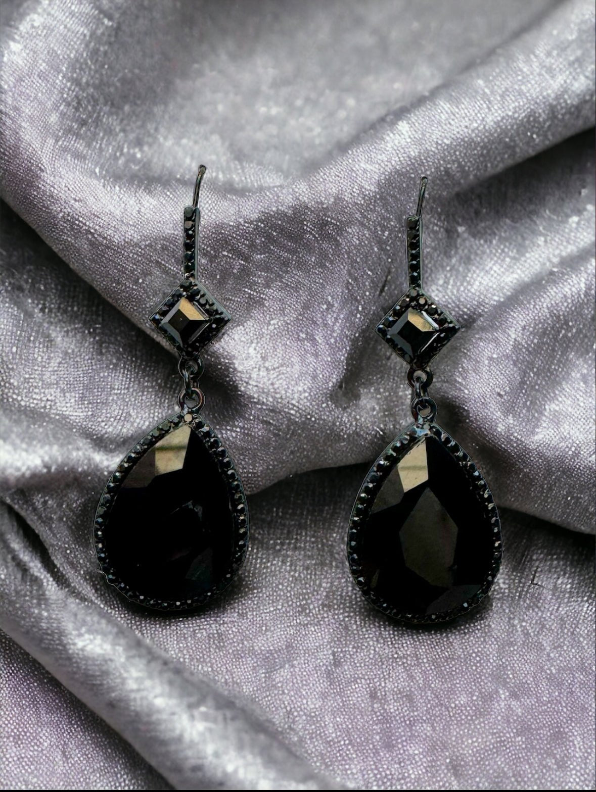 Jet Black Small Square with Teardrop Drop Earrings - Reed House of Jewels