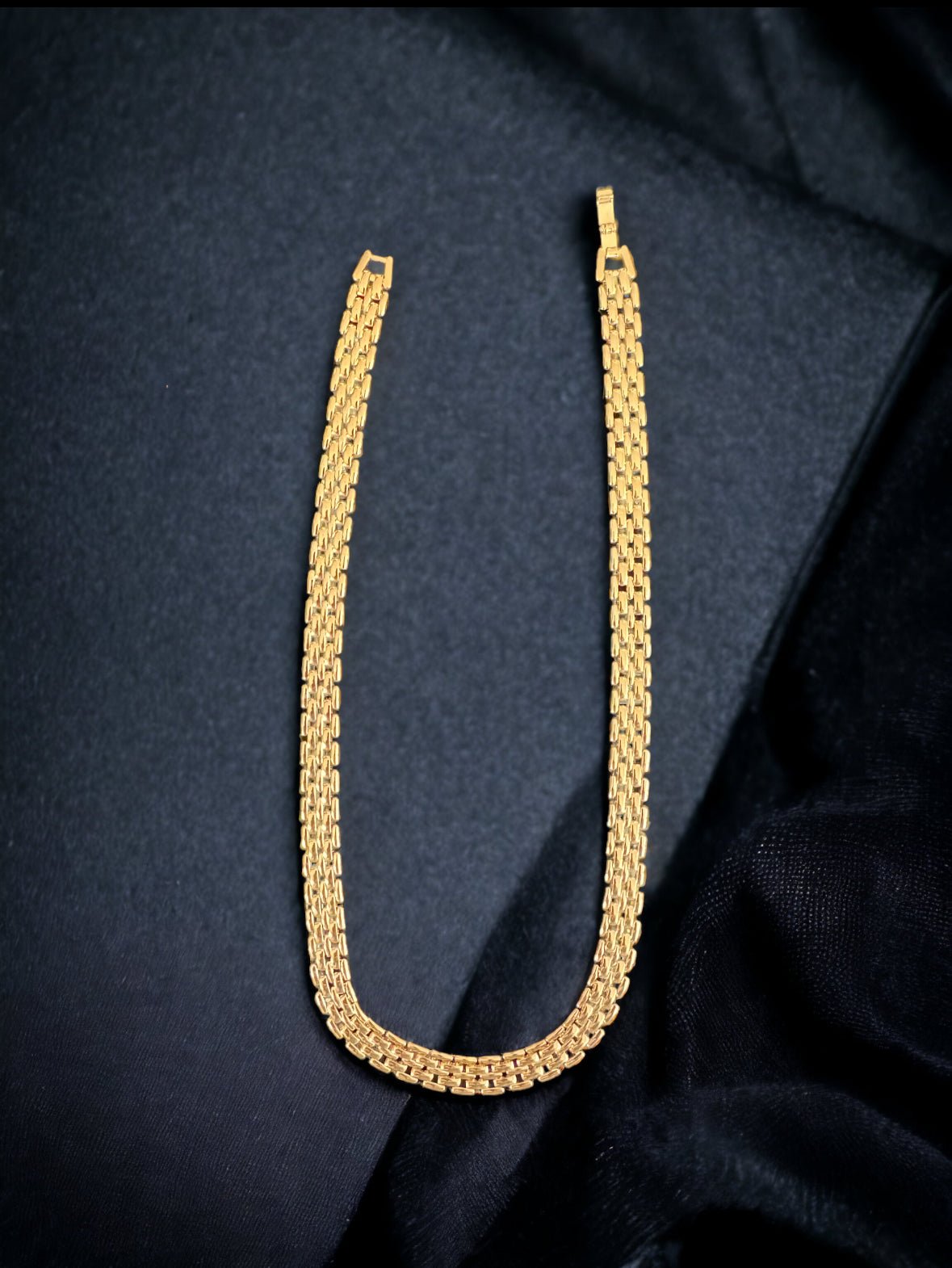 Paisley Gold Bismark Mesh Chain Necklace - Reed House of Jewels