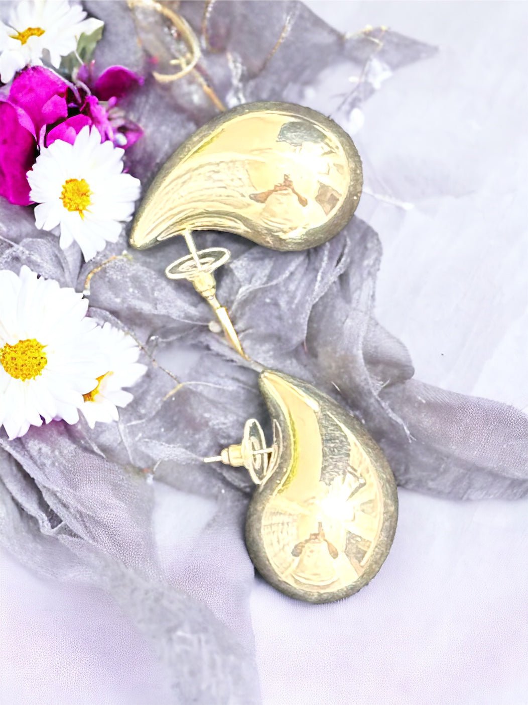 Silver Teardrop Dome Earrings - Reed House of Jewels