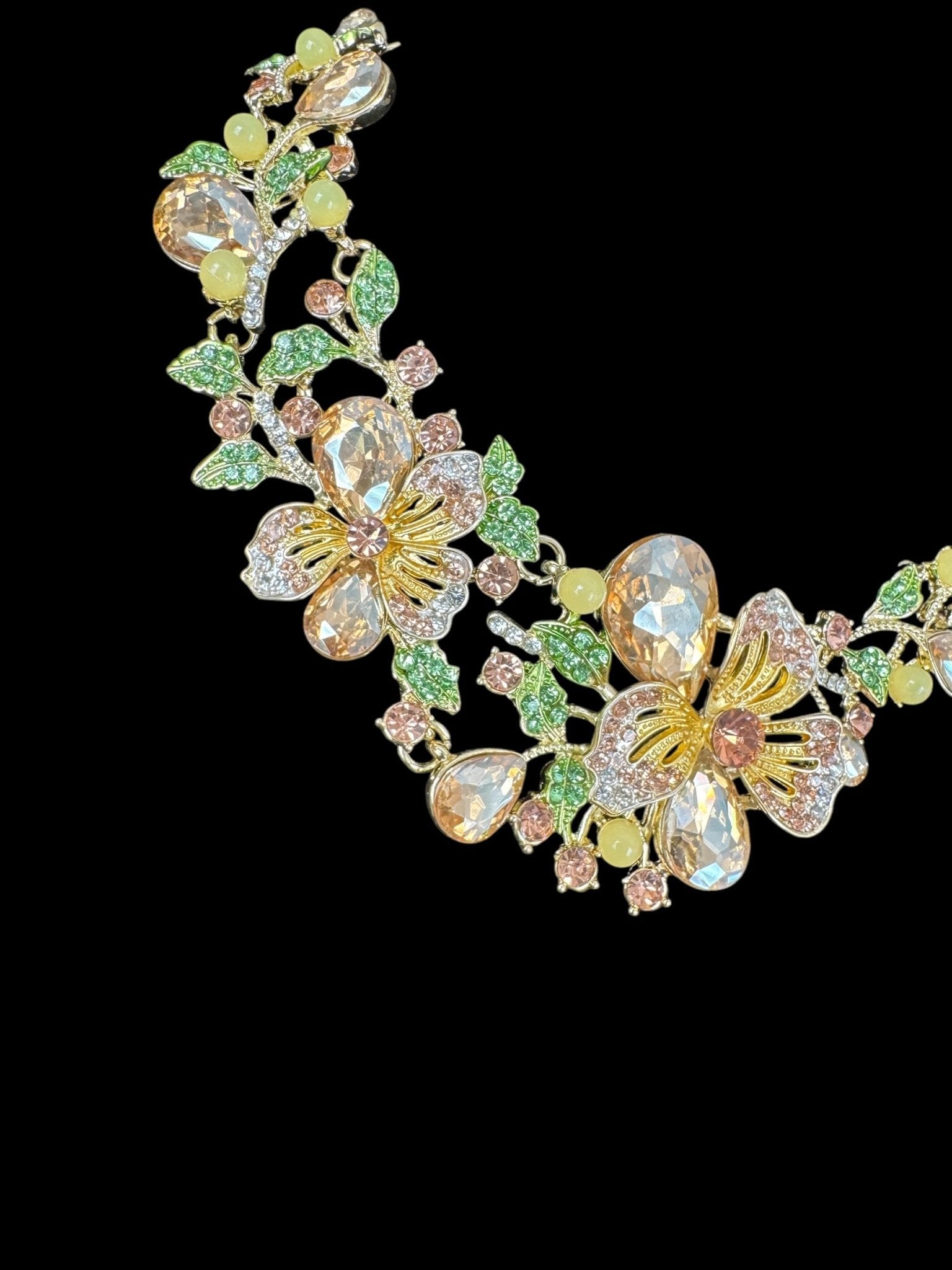 Golden Floral Necklace - Reed House of Jewels