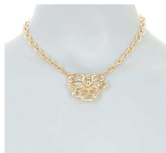 Hammered Floral Pendant Necklace - Reed House of Jewels