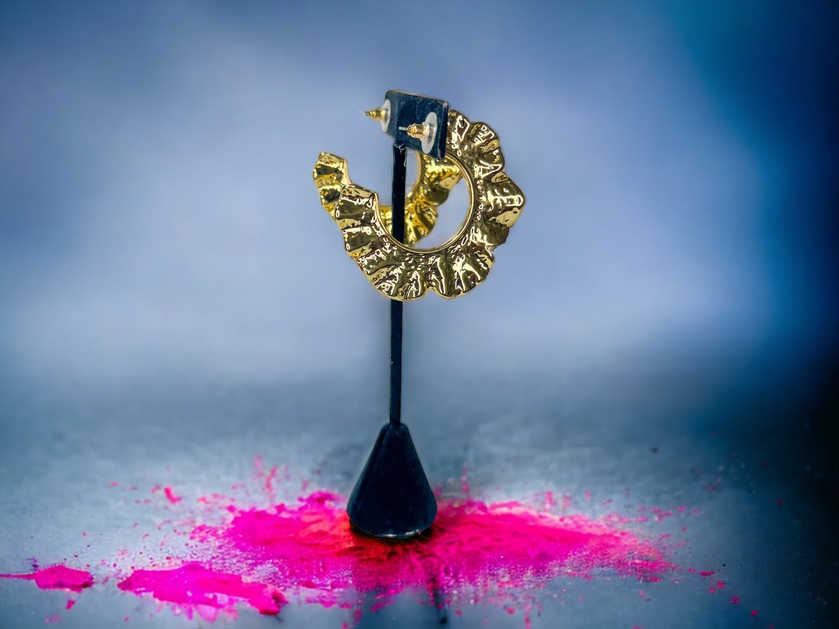 Gold Wave Scalloped Hoop Earrings - Reed House of Jewels